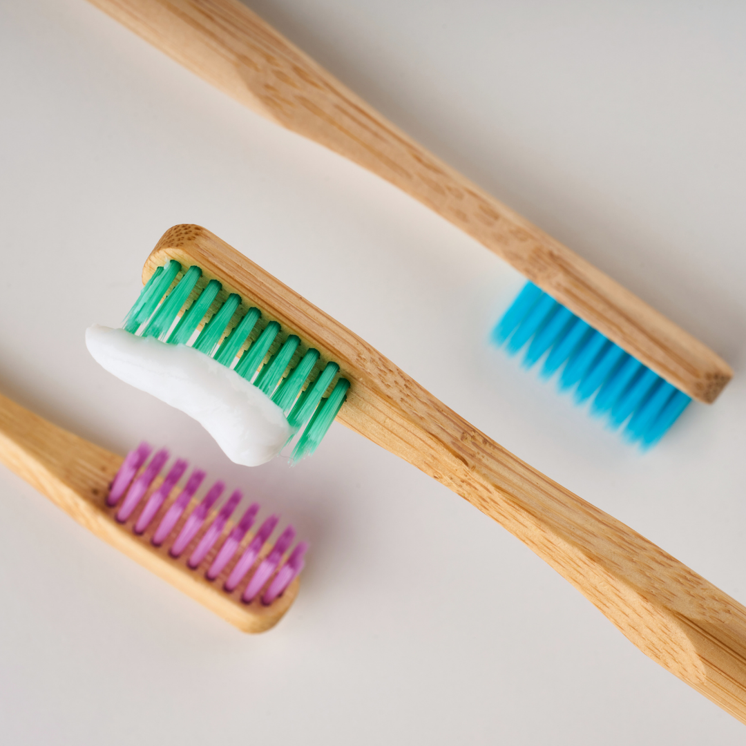 Brosse à dents en bambou – écologique, durable, et efficace