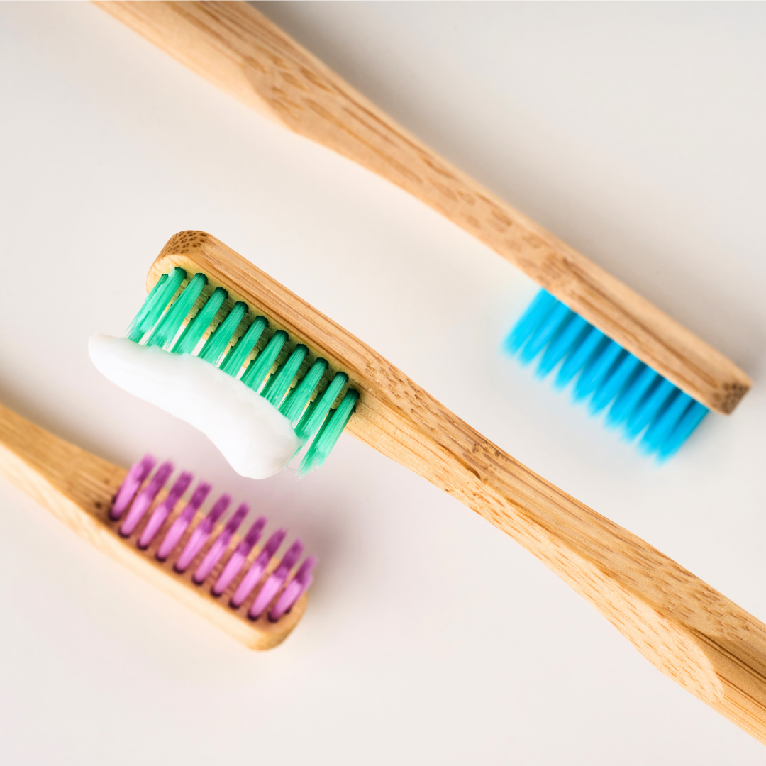 Brosse à dents en bambou – écologique, durable, et efficace