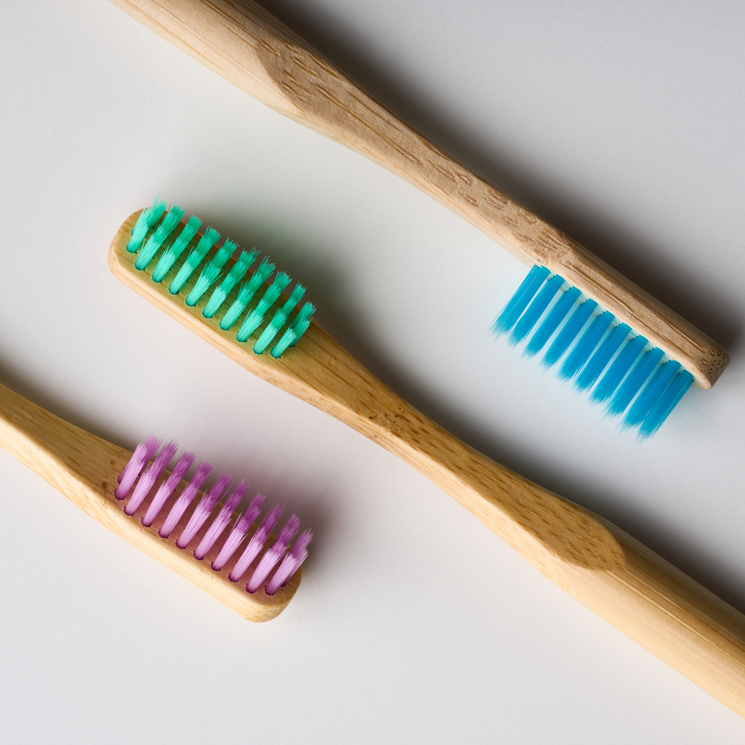 Brosse à dents en bambou – écologique, durable, et efficace